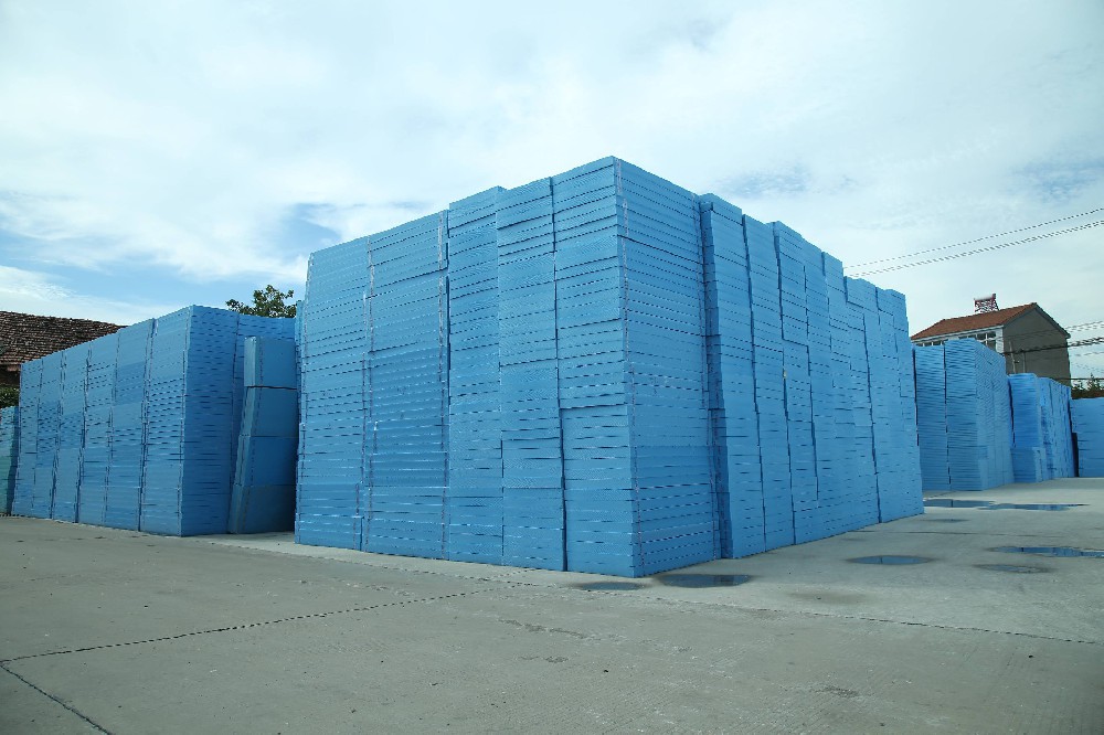 如何選擇四川擠塑板（XPS）生產(chǎn)廠家